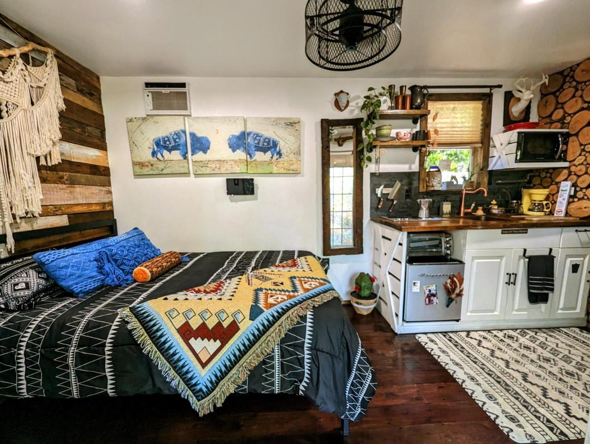Cozy Af Tiny-House Oasis Villa Tampa Luaran gambar
