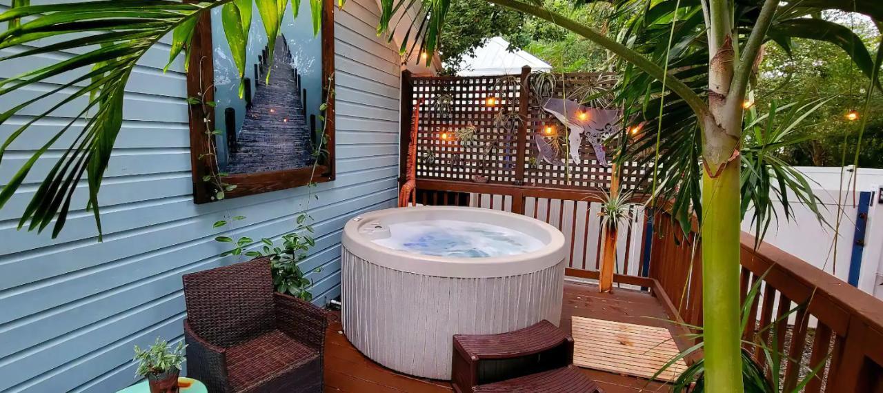 Cozy Af Tiny-House Oasis Villa Tampa Luaran gambar